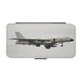 Pikkukuva 1 / 3: Xian H-6 Jet Strategic Bomber Käännä Matkapuhelinkotelo iPhone 15 Pro