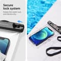 Miniatyrbild 3 av 6: Spigen 2-PACK Universal Vattentät Påse / Mobilväska Transparent