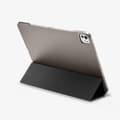 Miniatyrbild 3 av 9: Spigen iPad Pro 13 2024 Fodral Smart Fold Svart
