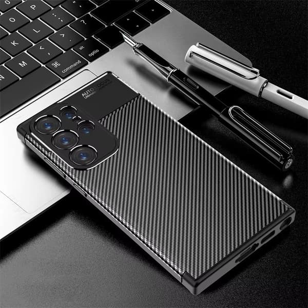 Samsung S25 Ultra Stöttåligt Slimmat Skal FullCarbon V4