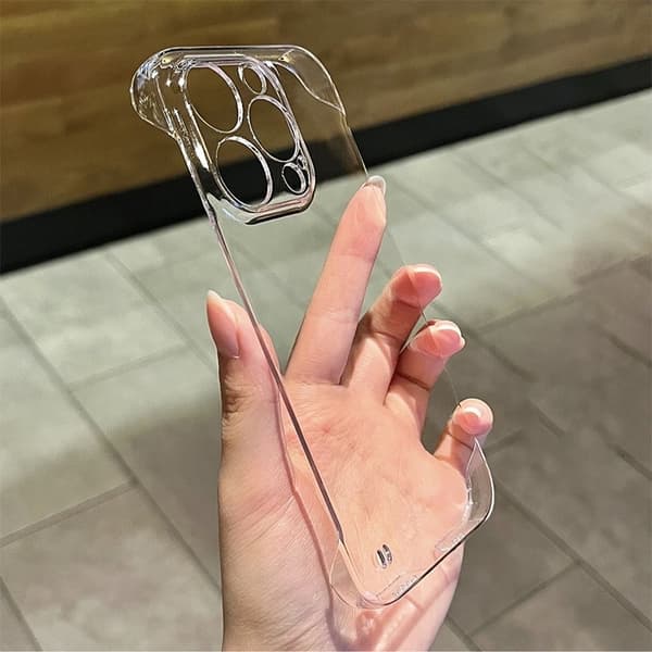 INF Erittäin ohut kirkas kotelo iPhone 16:lle