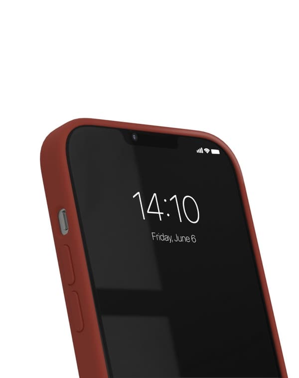 Silicone Case iPhone 12 / 12 Pro Dark Amber