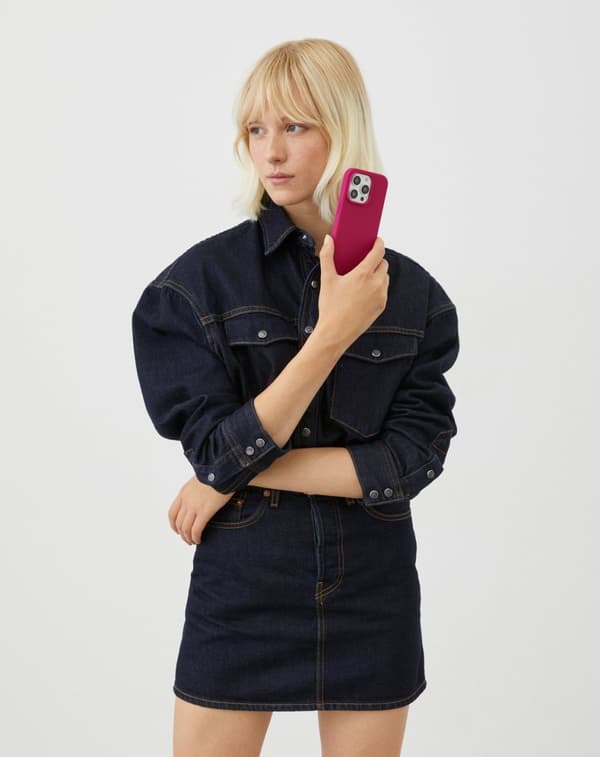Silicone Case iPhone 11 / XR Magenta