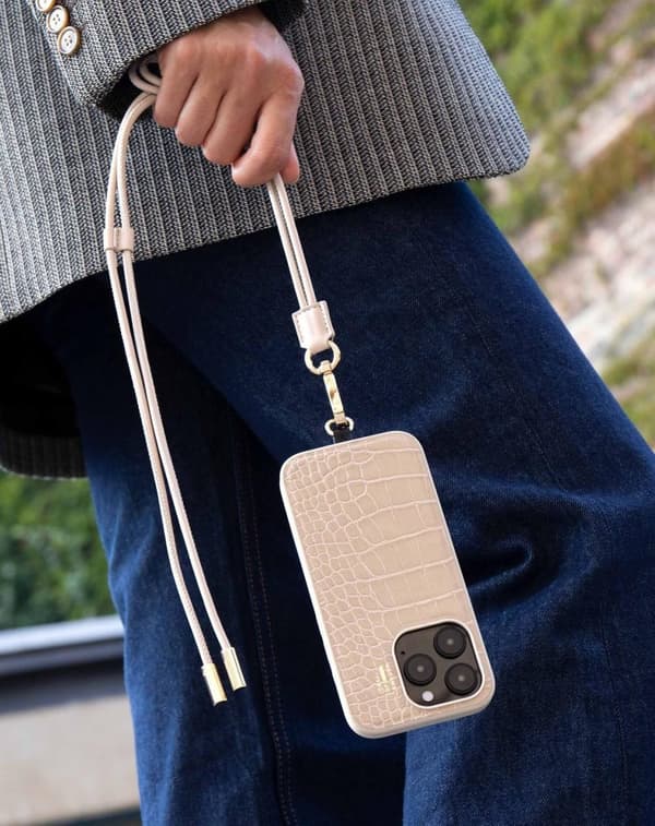 Vegan Leather Case MagSafe iPhone 15 Pro Warm Beige Croco