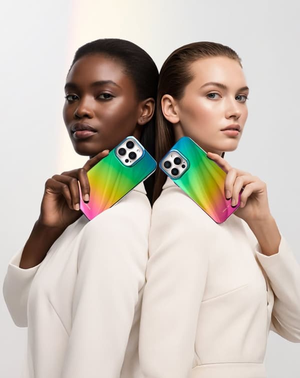 Mirror Case MagSafe iPhone 13 / 14 / 15 / 16e Rainbow