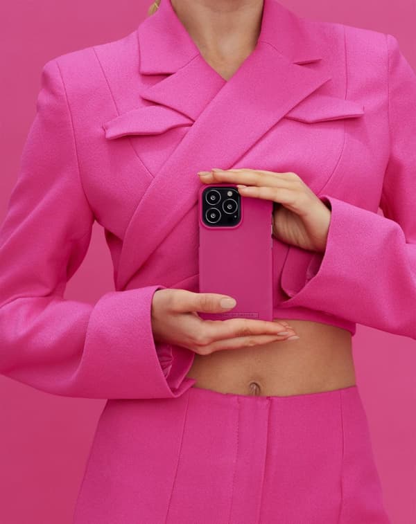 Seamless Case MagSafe iPhone 14 Pro Magenta