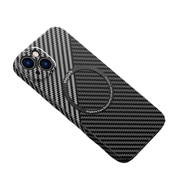 INF Ultra-tyndt iPhone 11 serie cover i kulfiber med MagSafe-kompatibilitet iPhone 11
