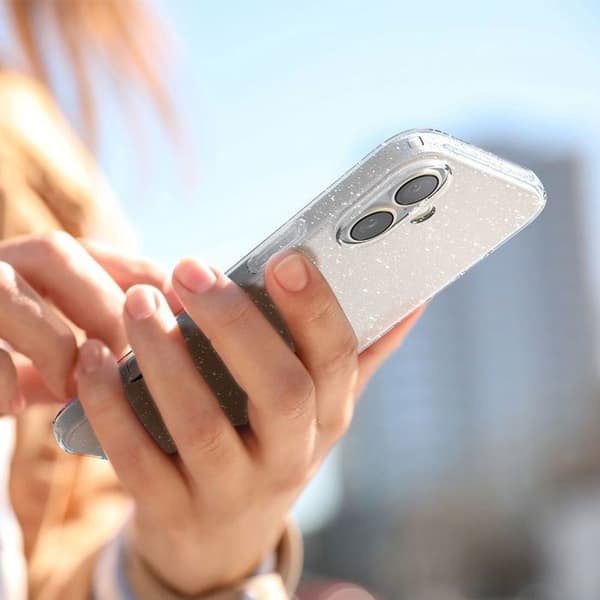 Skyddsöverdrag - Spigen - iPhone 16 - Semi-hård - Glitter - Kristallkvarts