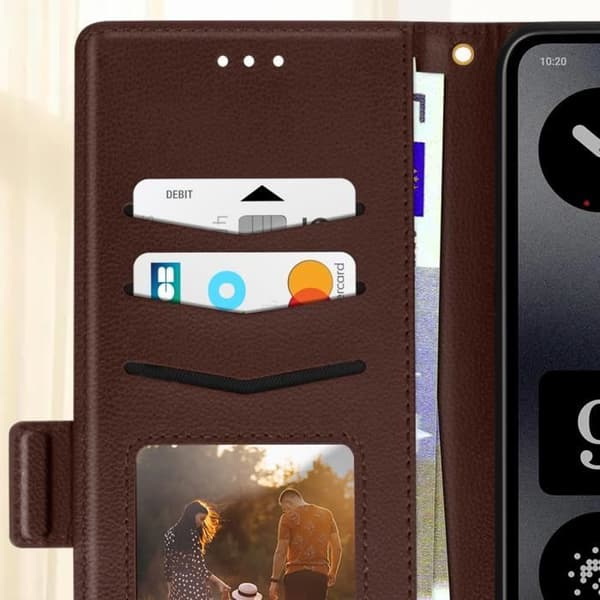 Fodral för Nothing CMF Phone 1 med handledsrem och plånbok i brunt skinn