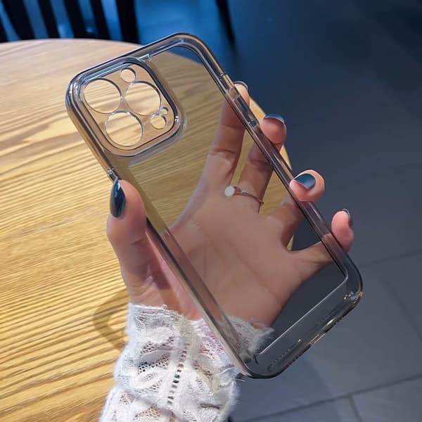 iPhone 16 Pro Max Skal - Genomskinlig Svart