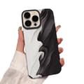 Miniatyrbild 2 av 2: iPhone 15 Pro Max Skal - Black and white waves