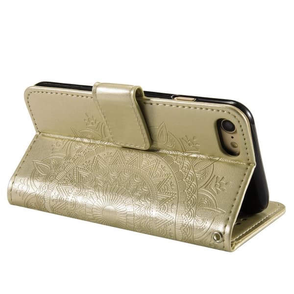 iPhone 16e Fodral Mandala Läder Guld