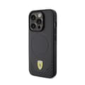 Pikkukuva 2 / 2: FerrariCarbonMetalLogoMagSafe-koteloiPhone15Prolle(musta)