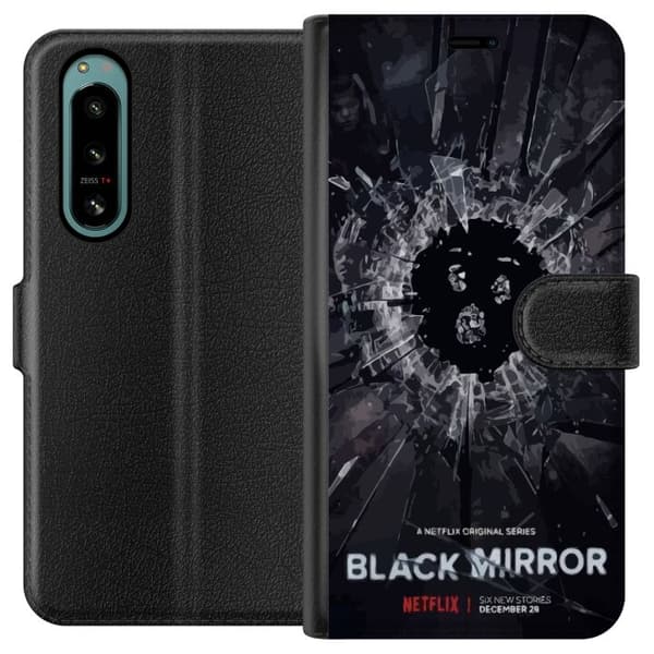 Sony Xperia 5 IV Tegnebogsetui Black Mirror Sci-Fi Netflix Serie Dystopi Teknologi Cyberpunk Mørkt TV Videospil Tema