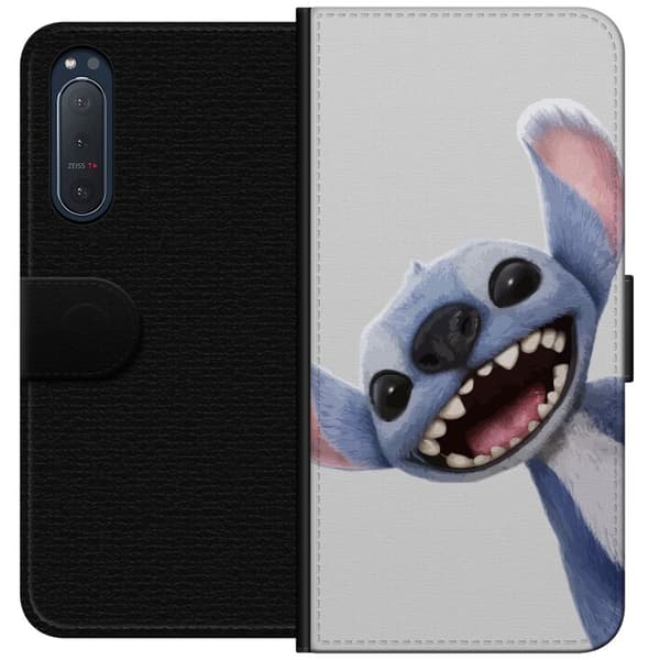 Sony Xperia 5 II Plånboksfodral Stitch i Fart – Kawaii Design för Fans & Barn