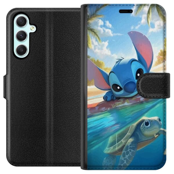Samsung Galaxy A34 Tegnebogsetui Stitch med skildpadde - sød blå alien i tropisk strandmiljø fra Disney