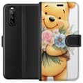 Miniatyrbillede 1 af 3: Sony Xperia 10 III Tegnebogsetui Nalle Puh med blomster - klassisk børnefavorit i en blomstrende forårs miljø