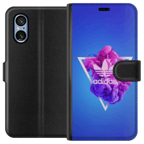 Sony Xperia 10 VI Lommeboketui Adidas-inspirert blått design - sporty motiv med retro vibe i blåtoner