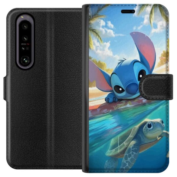 Sony Xperia 1 IV Plånboksfodral Stitch med sköldpadda – söt blå alien i tropisk strandmiljö från Disney