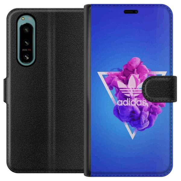Sony Xperia 5 IV Plånboksfodral Adidas-inspirerad blå design – sportigt motiv med retrovibe i blå toner
