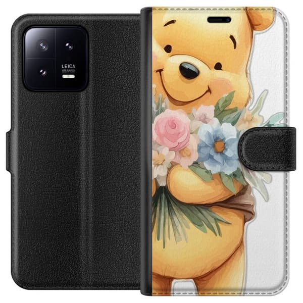 Xiaomi 13 Lommeboketui Nalle Puh med blomster - klassisk barnefavoritt i en blomstrende vår miljø