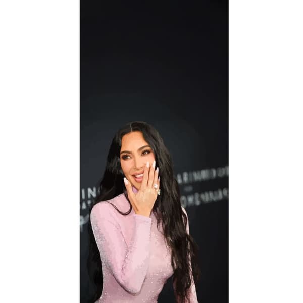 Apple iPhone 13 Pro Lommeboketui Kim Kardashian – Trending Outfits 2025