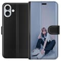 Pikkukuva 1 / 3: Apple iPhone 16 Plus Lompakkokotelo Lisa from Blackpink – K-pop Style Icon