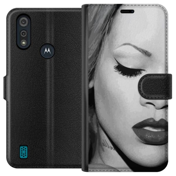 Motorola Moto E6i Lompakkokotelo Rihanna – Aesthetic Edit 2025