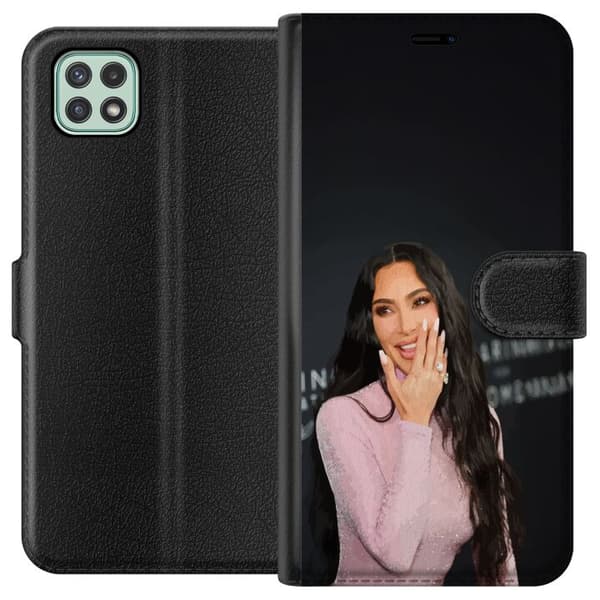 Samsung Galaxy A22 5G Tegnebogsetui Kim Kardashian – Trending Outfits 2025