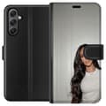 Miniatyrbild 1 av 3: Samsung Galaxy S23 FE Plånboksfodral Kim Kardashian – Iconic Style Collection