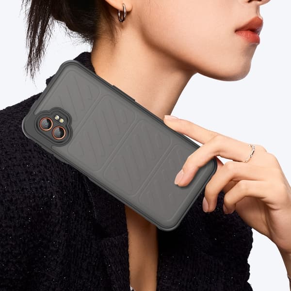 SKALO Samsung XCover7 Pro Color Bumper Frosted Suojakuori - Musta