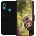 Pikkukuva 1 / 3: Huawei Y6 (2019) Lompakkokotelo Labubu Graffiti Vibes – Katutaide hirviömuodossa