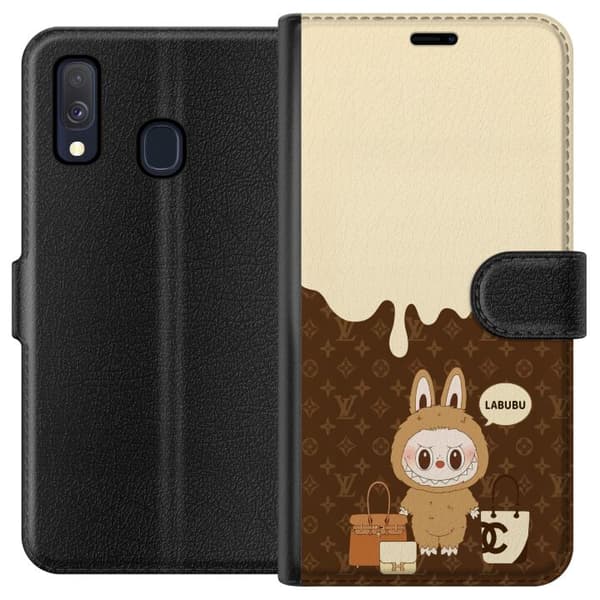 Samsung Galaxy A40 Lompakkokotelo Labubu Blue Chill - Sinisen sävyt ja rauhallinen ilme