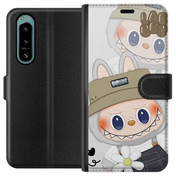 Sony Xperia 5 IV Tegnebogsetui Labubu Minimal Mood - Enkel og stilren monsterdesign