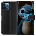 Pikkukuva 1 / 3: Apple iPhone 12 Pro Lompakkokotelo Stitch & Napp - vauvateema söpöllä hahmolla