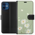 Miniatyrbilde 1 av 3: Apple iPhone 12 mini Lommeboketui Prestekrager - blomstrete mønster i svensk sommerstil