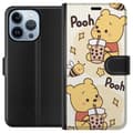 Miniatyrbilde 1 av 4: Apple iPhone 13 Pro Lommeboketui Nalle Pooh stil - klassisk bjørnemotiv i en ny tolkning