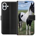Pikkukuva 1 / 3: Apple iPhone 16 Plus Lompakkokotelo Hevosen Taika - tyylikäs hevonen rauhallisessa väriskaalassa