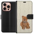 Miniatyrbilde 1 av 3: Apple iPhone 16 Pro Lommeboketui Liten Bamse – klassisk bamse i enkel design