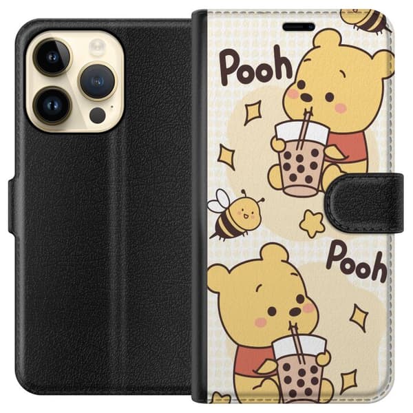 Apple iPhone 15 Pro Plånboksfodral Nalle Pooh Style – klassiskt björnmotiv i ny tolkning