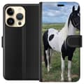 Pikkukuva 1 / 3: Apple iPhone 15 Pro Lompakkokotelo Hevosen Taika - tyylikäs hevonen rauhallisessa väriskaalassa