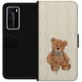 Miniatyrbild 1 av 3: Huawei P40 Pro Plånboksfodral Liten Nalle – klassisk nalle i enkel design