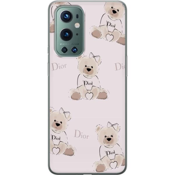 OnePlus 9 Pro Genomskinligt Skal Teddy Dior Vibes – lyxig nalle i fashionstil