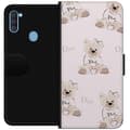 Pikkukuva 1 / 3: Samsung Galaxy A11 Lompakkokotelo Teddy Dior Vibes - ylellinen nalle muotityyliin