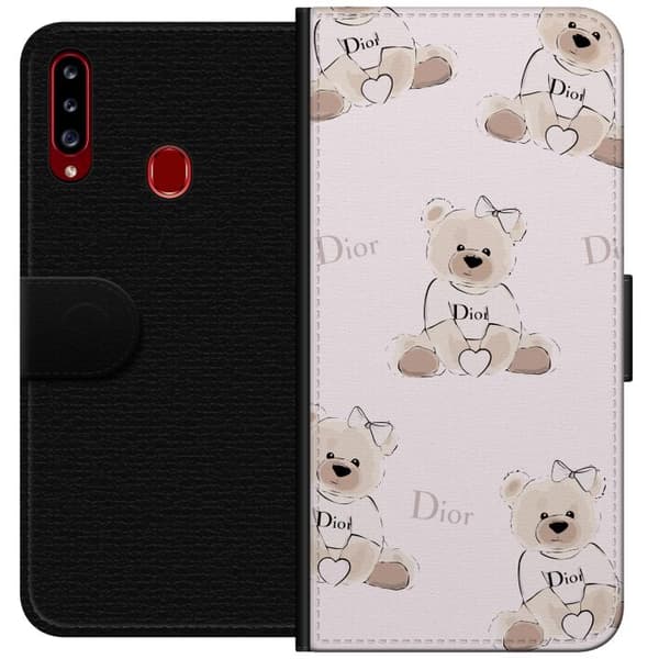 Samsung Galaxy A20s Plånboksfodral Teddy Dior Vibes – lyxig nalle i fashionstil