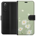 Miniatyrbild 1 av 3: Sony Xperia 10 V Plånboksfodral Prästkragar – blommigt mönster i svensk sommarstil