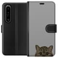 Miniatyrbilde 1 av 3: Sony Xperia 1 IV Lommeboketui Grå Kattblikk - stilren katte design med grå bakgrunn