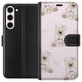 Miniatyrbild 1 av 3: Samsung Galaxy S23+ Plånboksfodral Teddy Dior Vibes – lyxig nalle i fashionstil