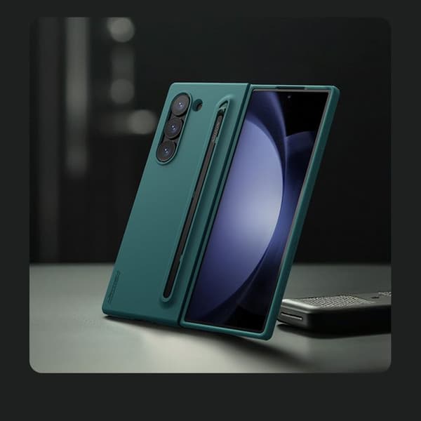 Siliconefodral för Galaxy Z Fold6 med plats för S Pen Nillkin Grön