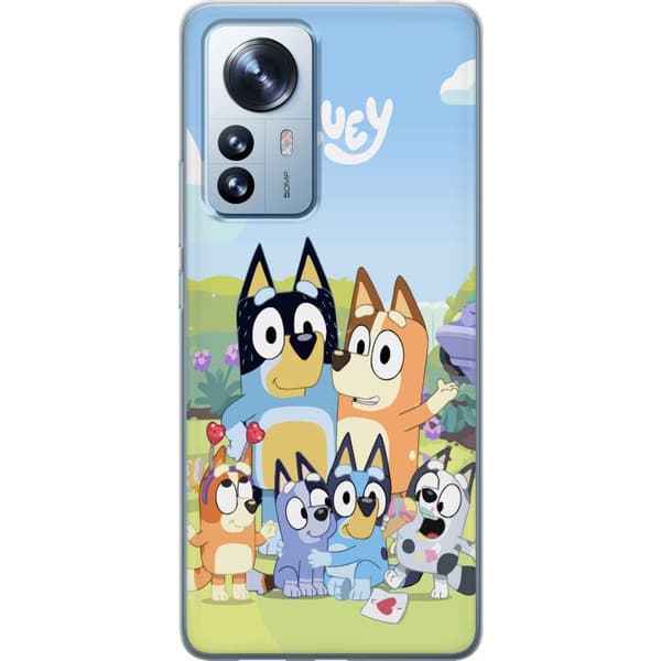 Xiaomi 12 Pro Genomskinligt Skal Bluey mobilskal med hela familjen i färgglad design